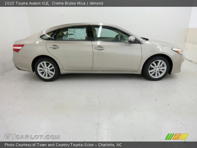 2015 Toyota Avalon XLE in Creme Brulee Mica