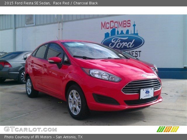2015 Ford Fiesta SE Sedan in Race Red