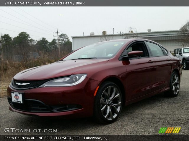 2015 Chrysler 200 S in Velvet Red Pearl