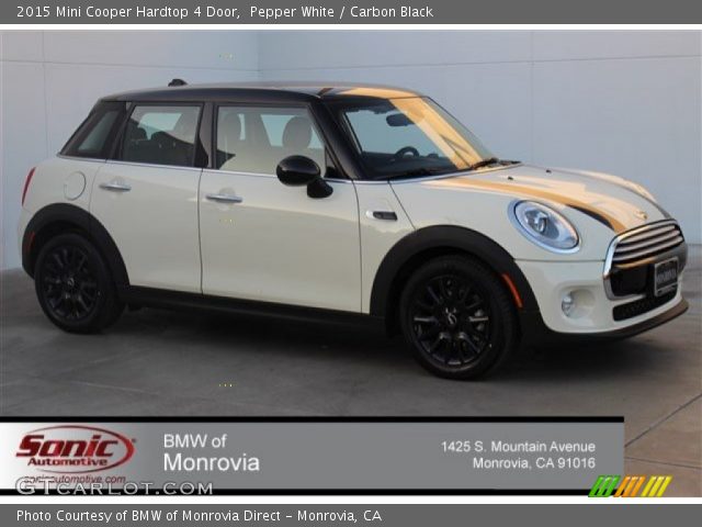 2015 Mini Cooper Hardtop 4 Door in Pepper White