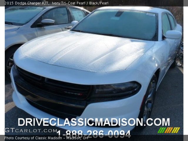 2015 Dodge Charger R/T in Ivory Tri-Coat Pearl