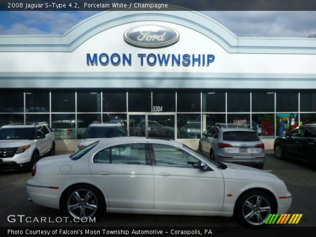 2008 Jaguar S-Type 4.2 in Porcelain White