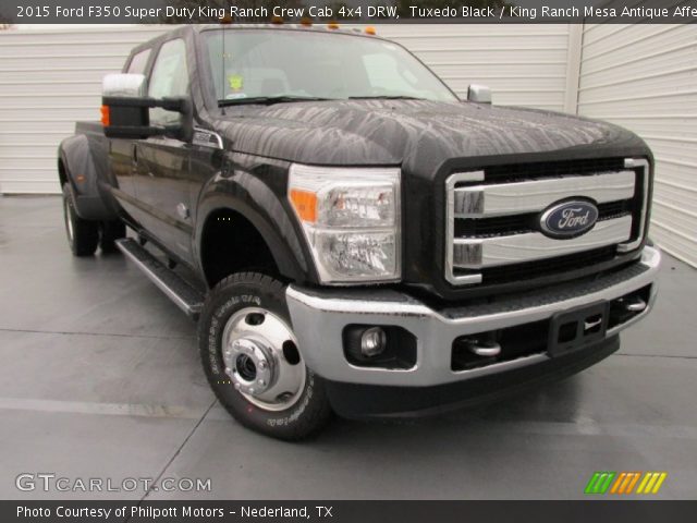 2015 Ford F350 Super Duty King Ranch Crew Cab 4x4 DRW in Tuxedo Black