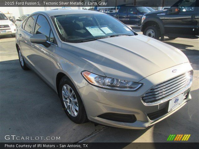 2015 Ford Fusion S in Tectonic Silver Metallic