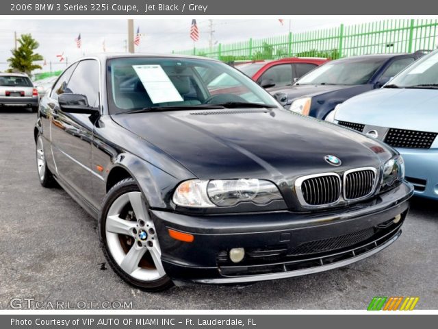 2006 BMW 3 Series 325i Coupe in Jet Black