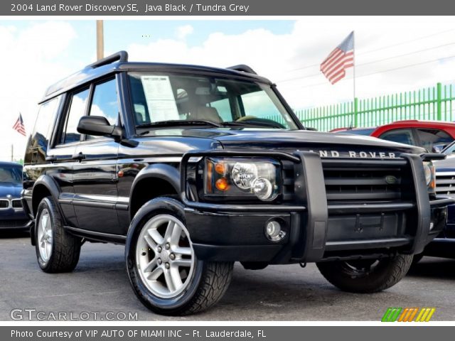 2004 Land Rover Discovery SE in Java Black
