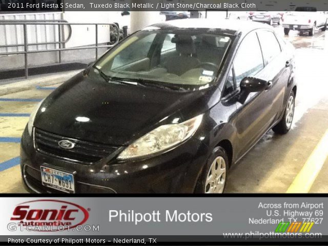 2011 Ford Fiesta S Sedan in Tuxedo Black Metallic