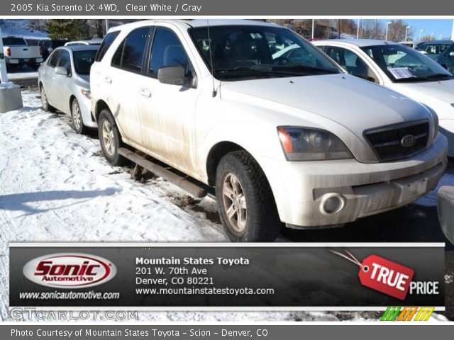 2005 Kia Sorento LX 4WD in Clear White