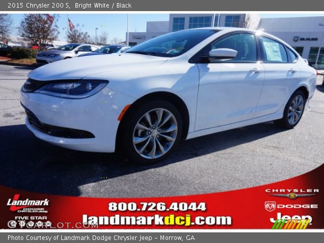 2015 Chrysler 200 S in Bright White
