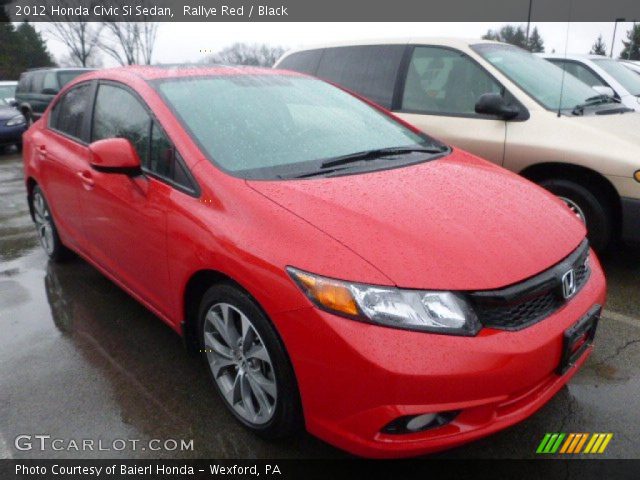 2012 Honda Civic Si Sedan in Rallye Red