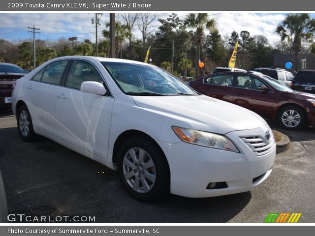 2009 Toyota Camry XLE V6 in Super White