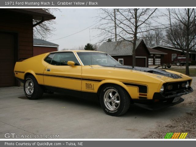 1971 Ford Mustang Mach 1 in Grabber Yellow