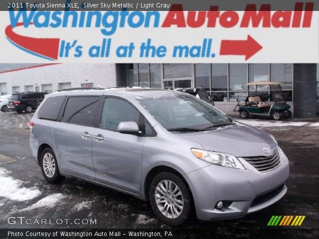 2011 Toyota Sienna XLE in Silver Sky Metallic