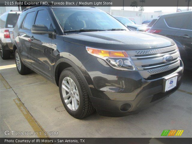 2015 Ford Explorer FWD in Tuxedo Black