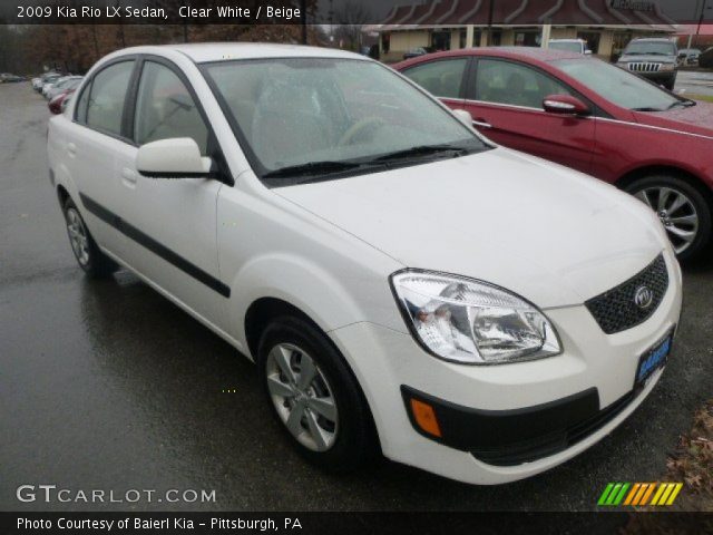 2009 Kia Rio LX Sedan in Clear White
