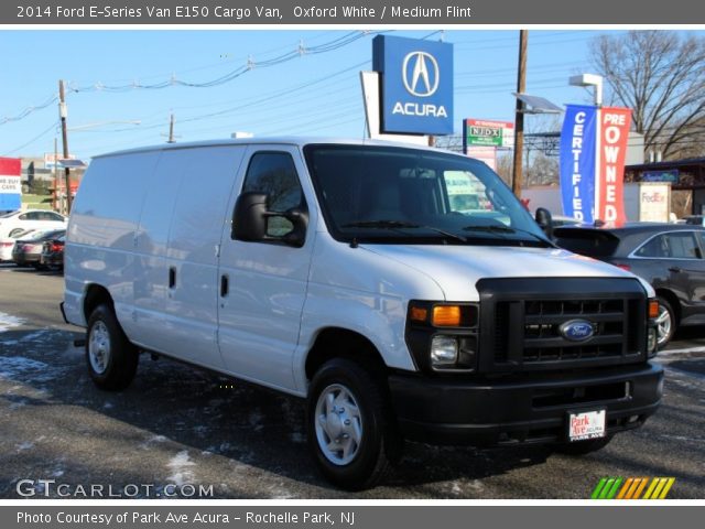 2014 Ford E-Series Van E150 Cargo Van in Oxford White