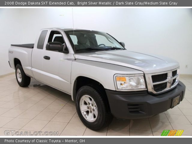2008 Dodge Dakota SXT Extended Cab in Bright Silver Metallic