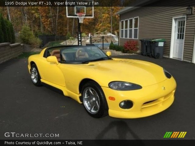 1995 Dodge Viper RT-10 in Viper Bright Yellow