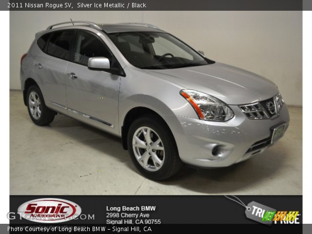 2011 Nissan Rogue SV in Silver Ice Metallic