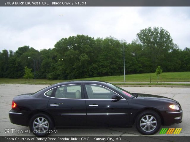 2009 Buick LaCrosse CXL in Black Onyx