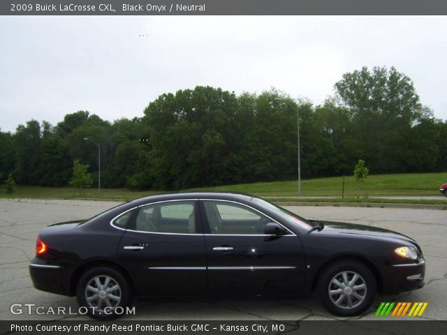 2009 Buick LaCrosse CXL in Black Onyx