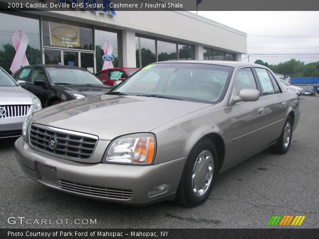2001 Cadillac DeVille DHS Sedan in Cashmere