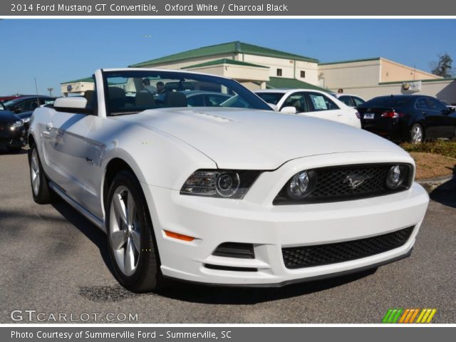 2014 Ford Mustang GT Convertible in Oxford White