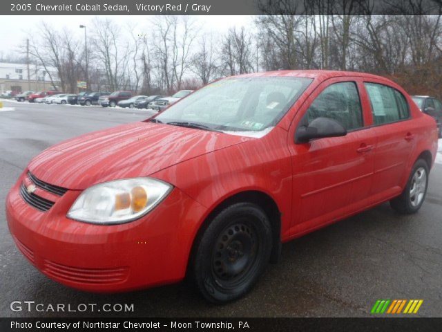 2005 Chevrolet Cobalt Sedan in Victory Red