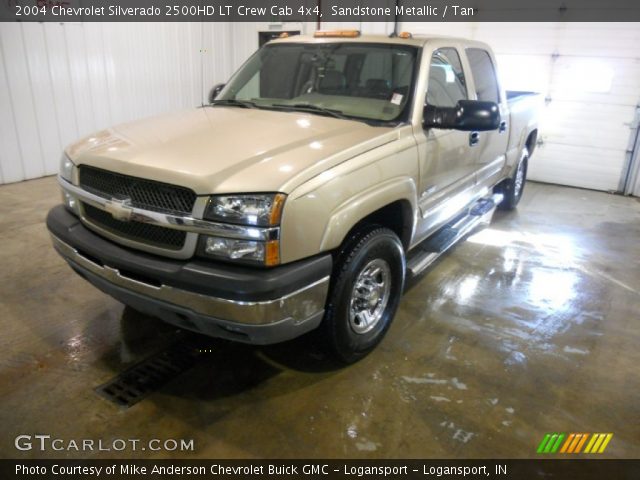 2004 Chevrolet Silverado 2500HD LT Crew Cab 4x4 in Sandstone Metallic