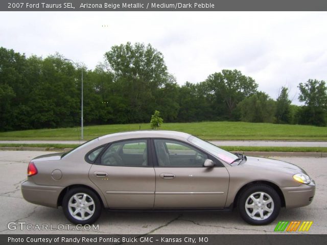 2007 Ford Taurus SEL in Arizona Beige Metallic