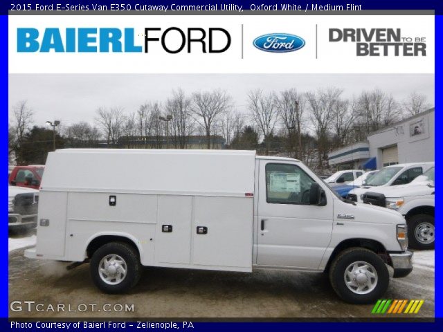 2015 Ford E-Series Van E350 Cutaway Commercial Utility in Oxford White