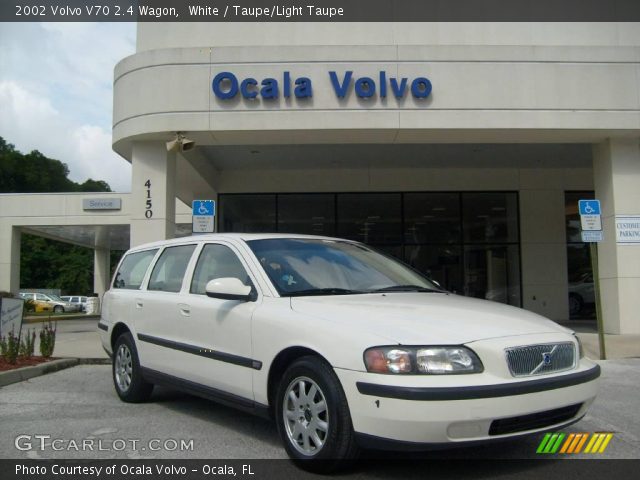 2002 Volvo V70 2.4 Wagon in White