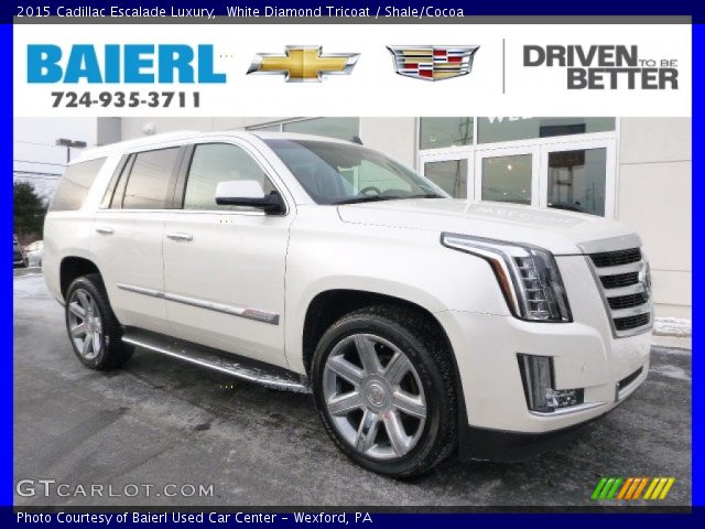 2015 Cadillac Escalade Luxury in White Diamond Tricoat