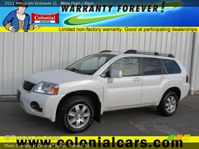 2011 Mitsubishi Endeavor LS in White Pearl