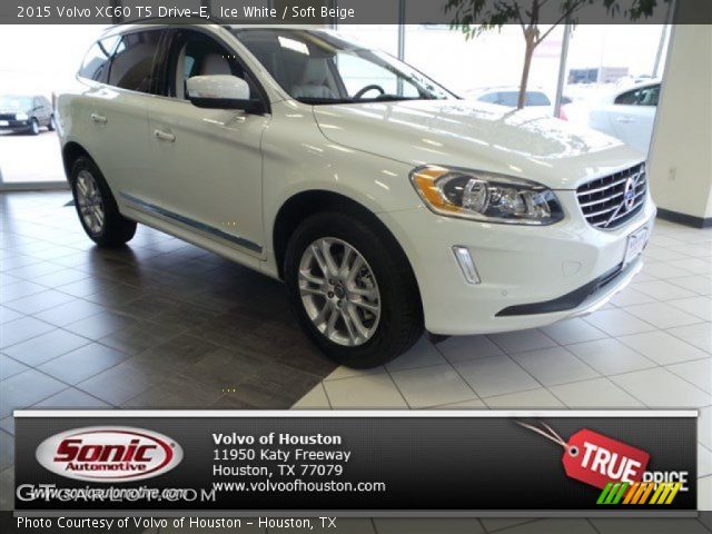 2015 Volvo XC60 T5 Drive-E in Ice White