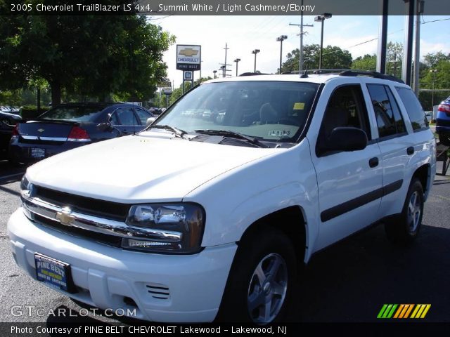 2005 Chevrolet TrailBlazer LS 4x4 in Summit White
