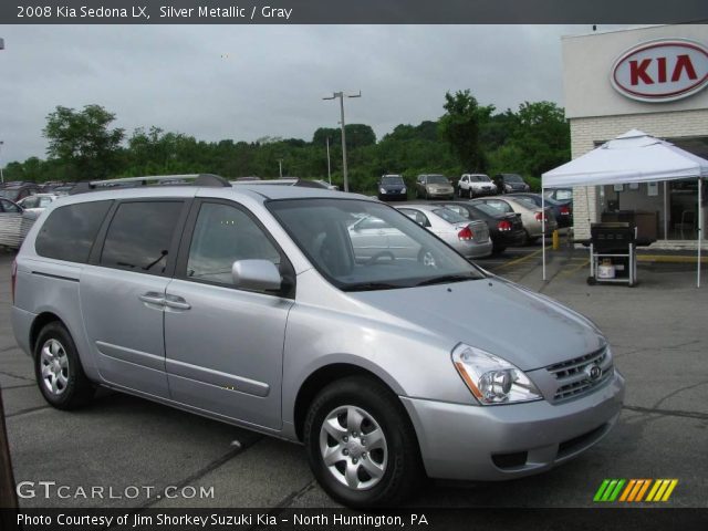 2008 Kia Sedona LX in Silver Metallic