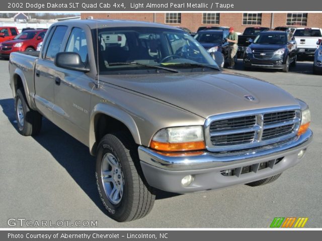 2002 Dodge Dakota SLT Quad Cab 4x4 in Light Almond Pearl Metallic