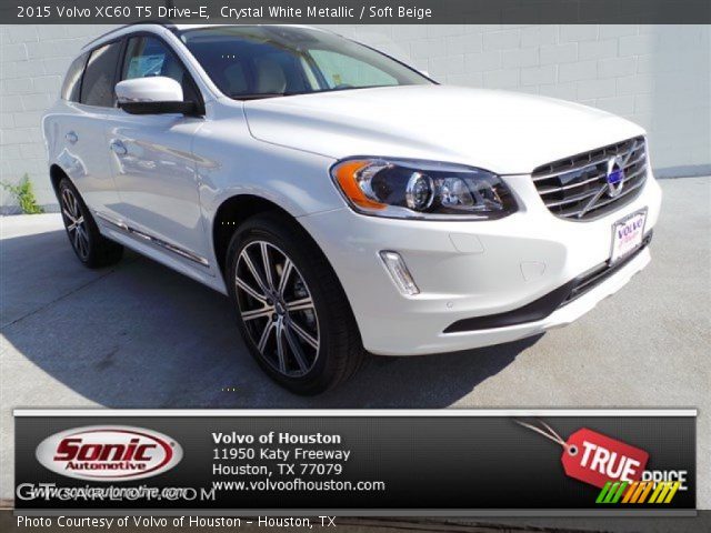 2015 Volvo XC60 T5 Drive-E in Crystal White Metallic