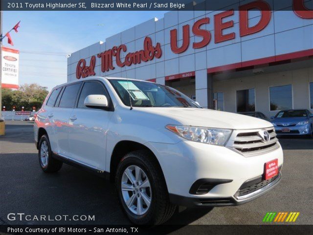 2011 Toyota Highlander SE in Blizzard White Pearl