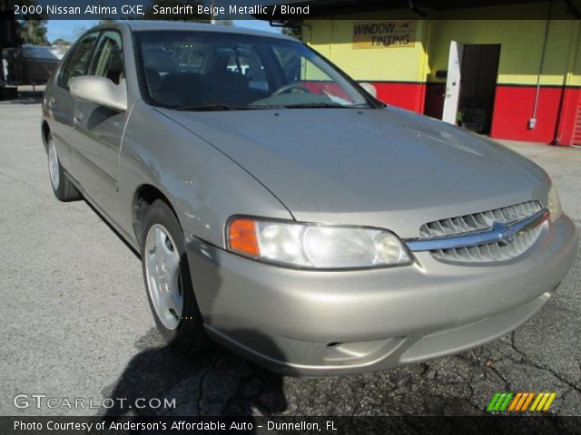 2000 Nissan Altima GXE in Sandrift Beige Metallic