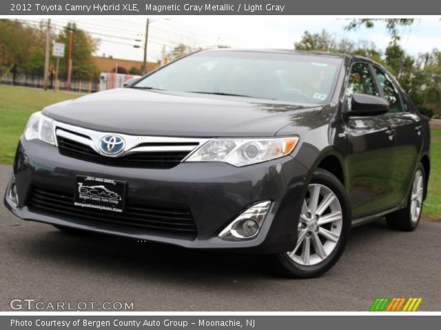 2012 Toyota Camry Hybrid XLE in Magnetic Gray Metallic