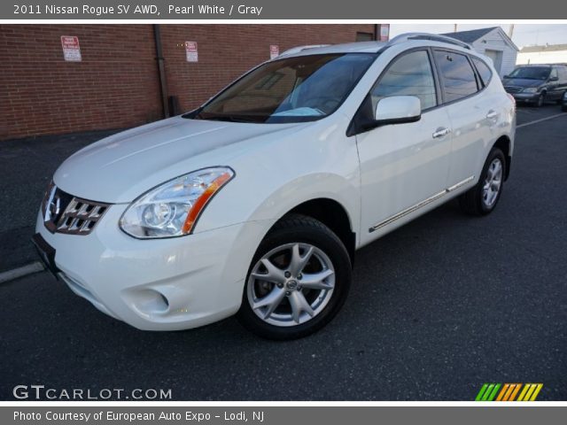 2011 Nissan Rogue SV AWD in Pearl White
