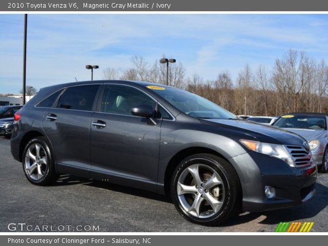 2010 Toyota Venza V6 in Magnetic Gray Metallic