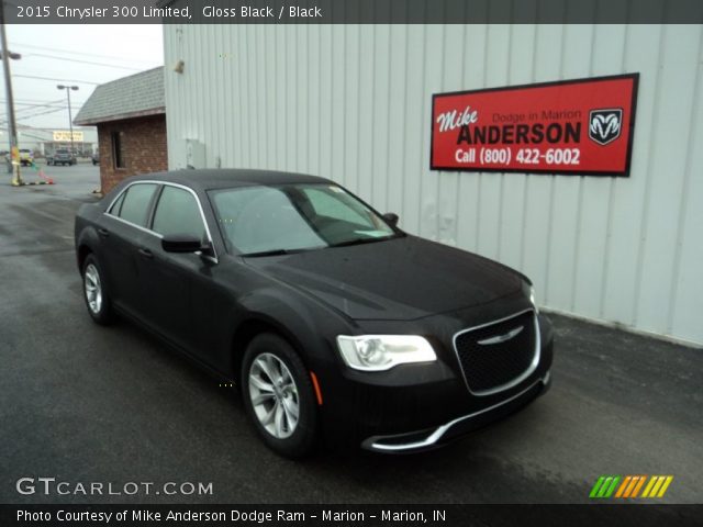 2015 Chrysler 300 Limited in Gloss Black