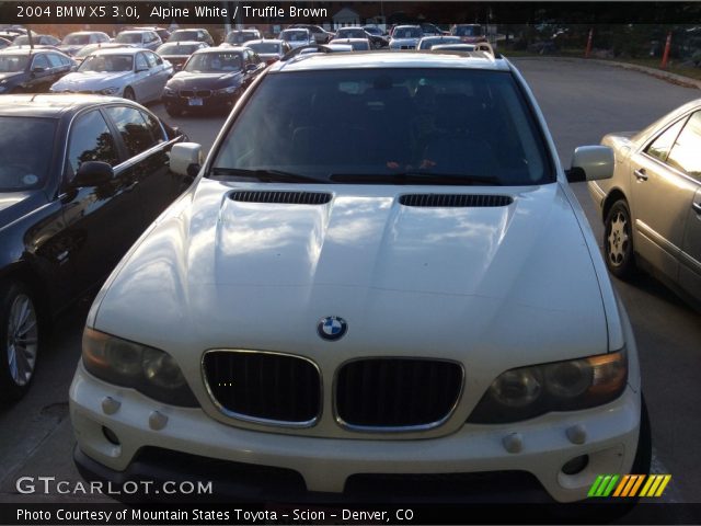 2004 BMW X5 3.0i in Alpine White