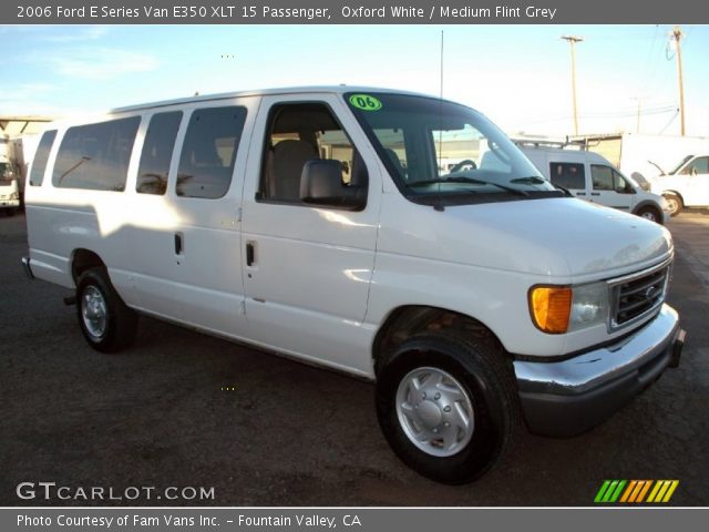 2006 Ford E Series Van E350 XLT 15 Passenger in Oxford White
