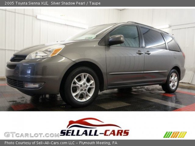 2005 Toyota Sienna XLE in Silver Shadow Pearl