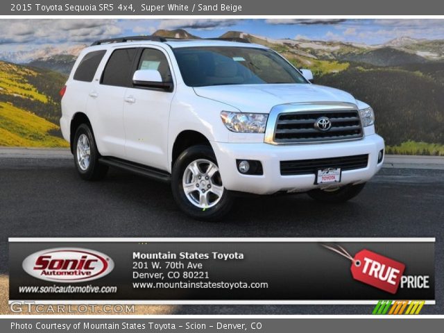2015 Toyota Sequoia SR5 4x4 in Super White