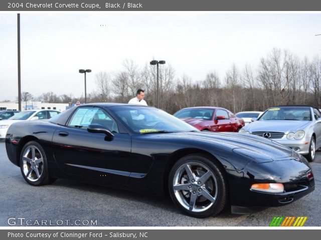 2004 Chevrolet Corvette Coupe in Black